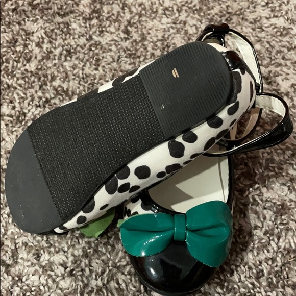 Dress shoes - Picture 2 of 2